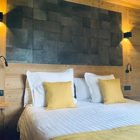 Les Prodains Hotel