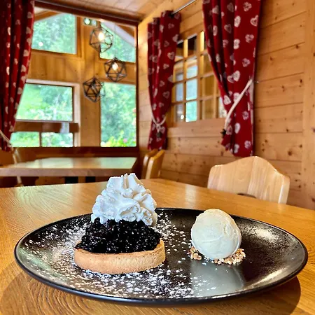 Hameau Des Prodains - Hotel