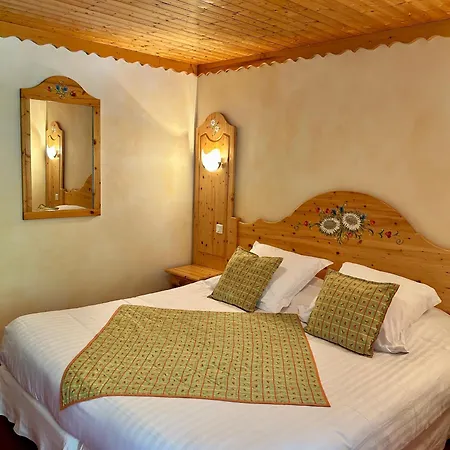 Hameau Des Prodains - Hotel