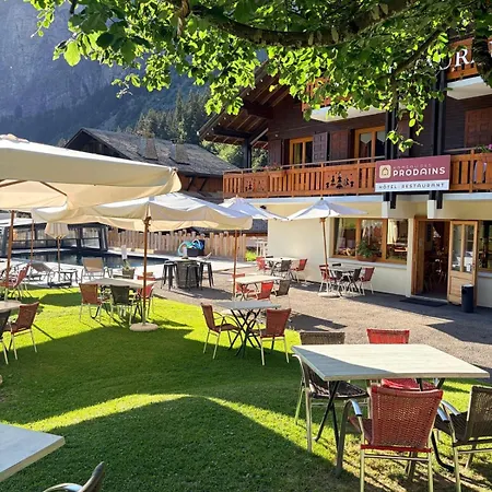 فندق Hameau Des Prodains - 3*